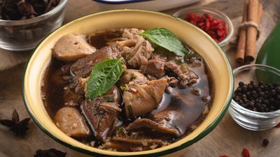 大城老船麵 (左營修明店)