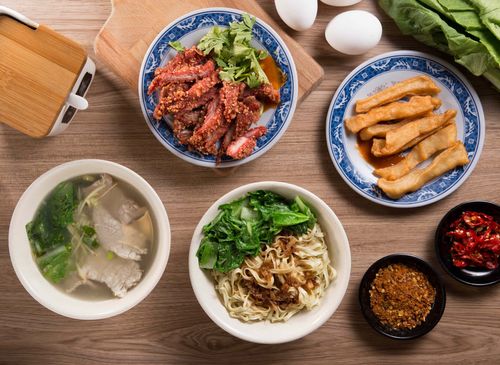 一鍋台式鍋燒麵專賣店