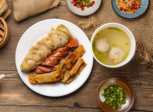 屏東縣萬丹鄉美食 屏東美食 幽靈香腸 關東煮 原三鳳宮幽靈香腸 網友評價 菜單 推薦餐點 食記 外送優惠 飢餓黑熊app