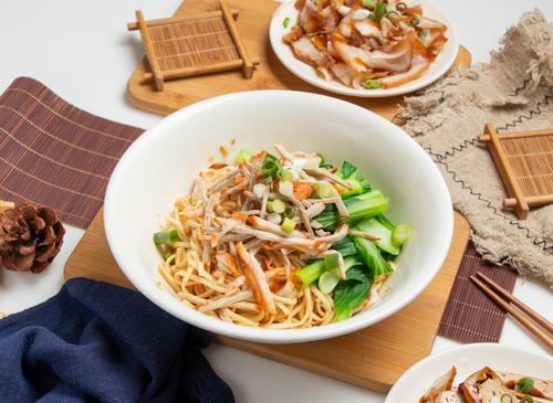 麗江南洋風味麵食館
