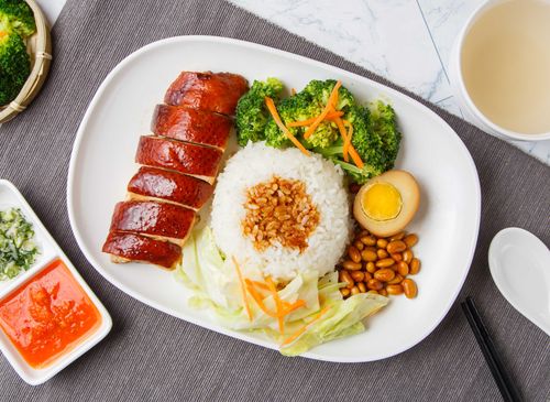 了凡油雞燒臘.飯.麵 中和環球店