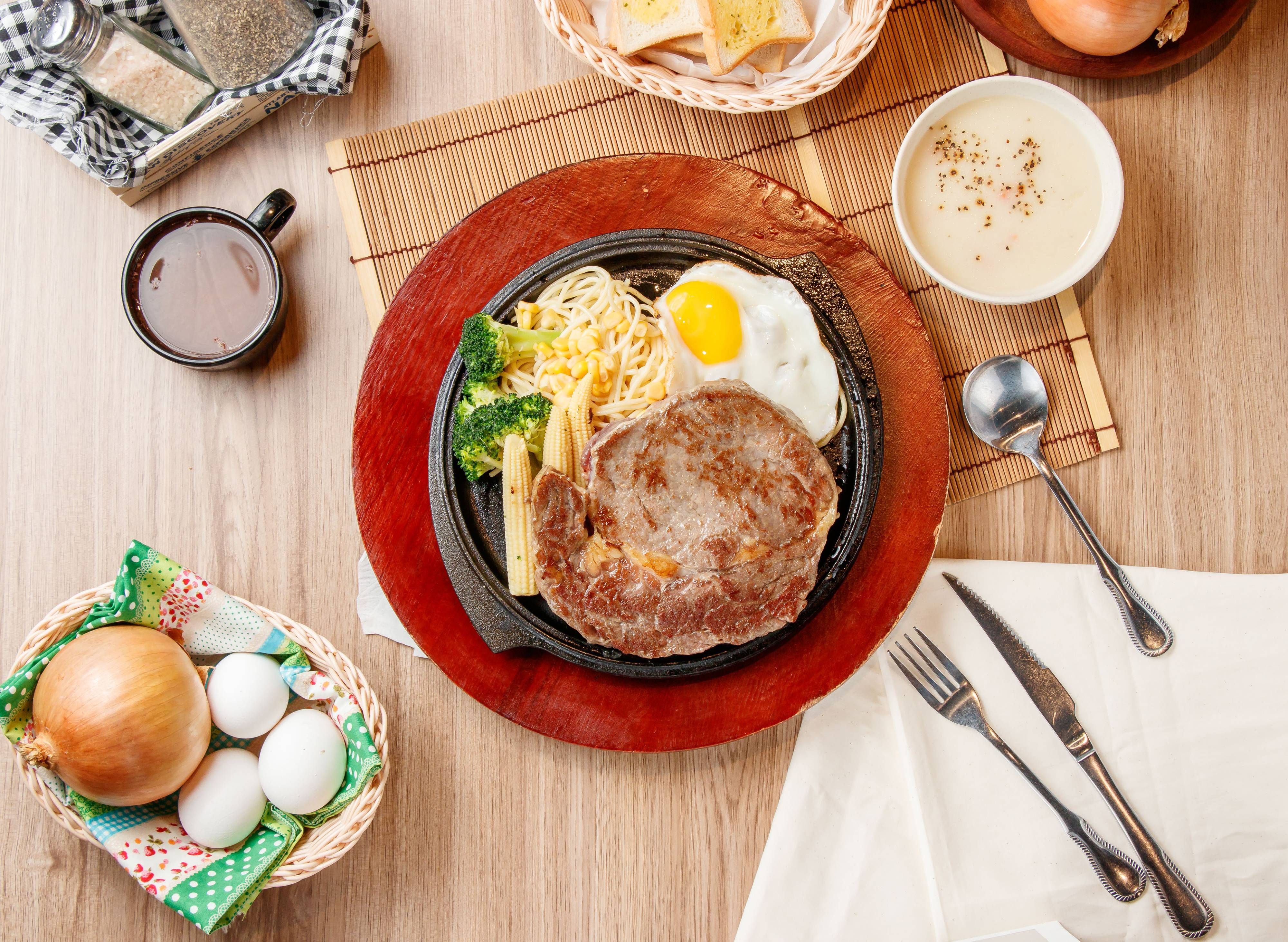 人从众厚切牛排(台北復興店)菜單| 向附近的人从众厚切牛排(台北復興店)訂購| foodpanda 外送