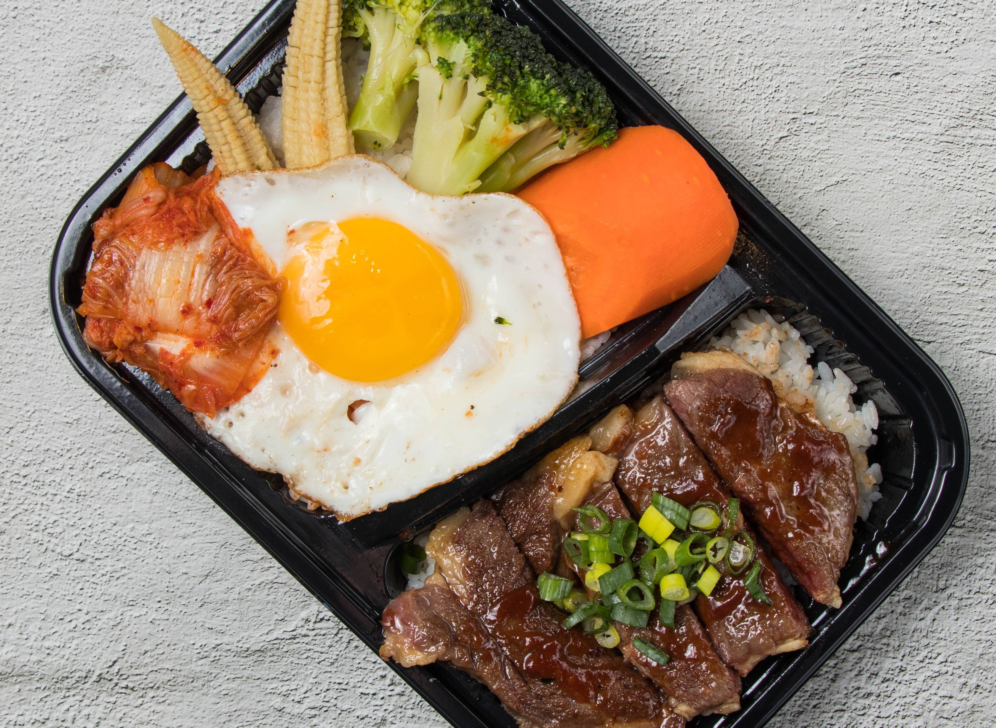 人从众厚切牛排(台北復興店)菜單| 向附近的人从众厚切牛排(台北復興店)訂購| foodpanda 外送