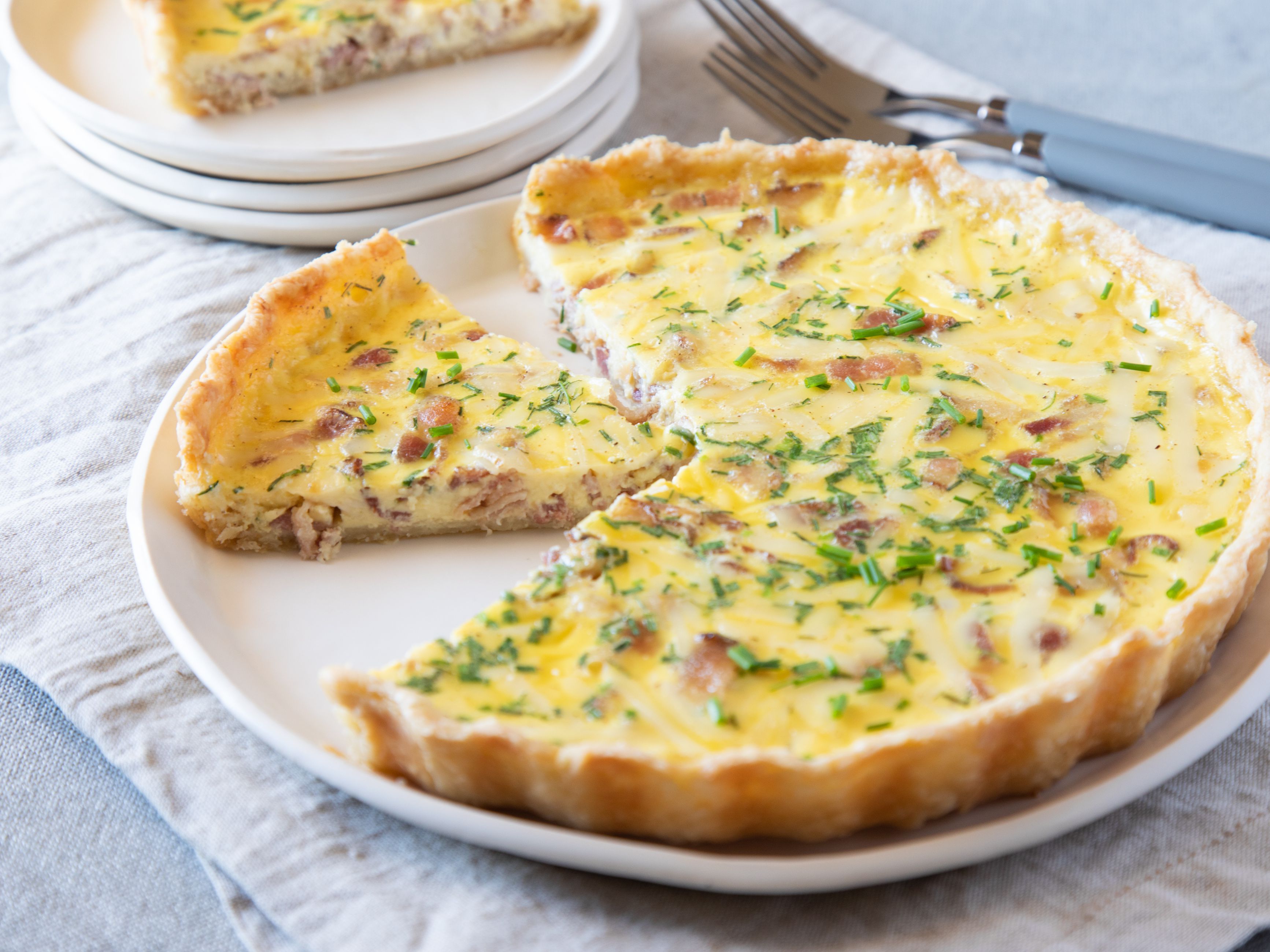 Classic Ham and Cheese Quiche Recipe