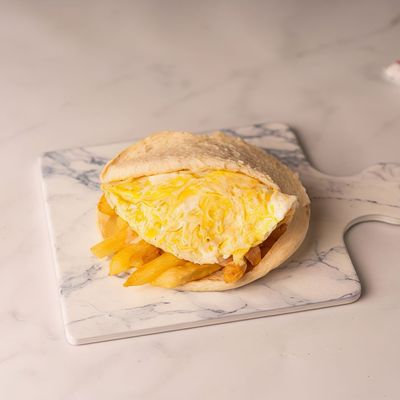 Fries With Omelete Sandwich