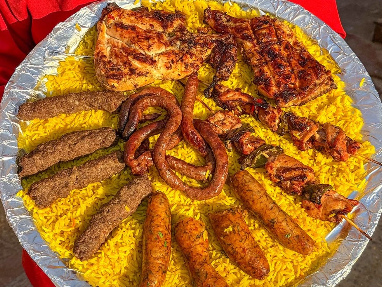 Alsaada Tray.