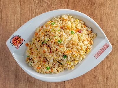 R08- Fried Rice With Eggs And Chicken