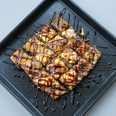 Sweet banana + chocolate pie