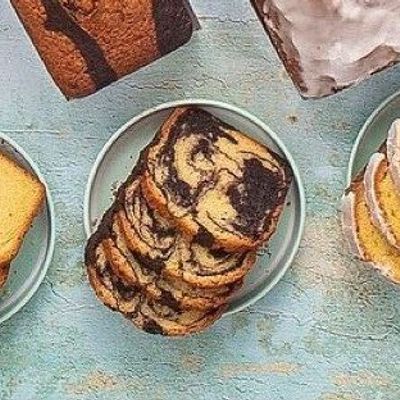 Vanilla And Chocolate Cake Slice