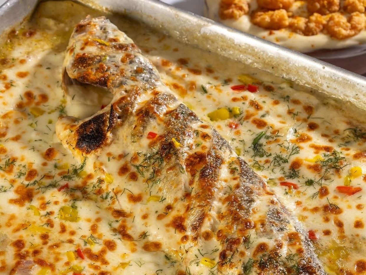 Gzl Fish With Potatoes With Shrimp And Squid and Sayadaia rice