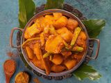 Achari Aloo
