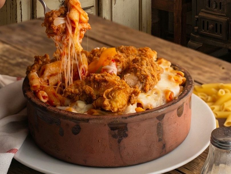 Chicken Zinger Pasta with White Sauce