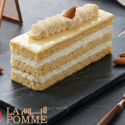 Snow White Gateau