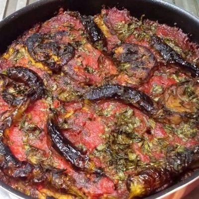 Mesakaa With Minced Meat Tray