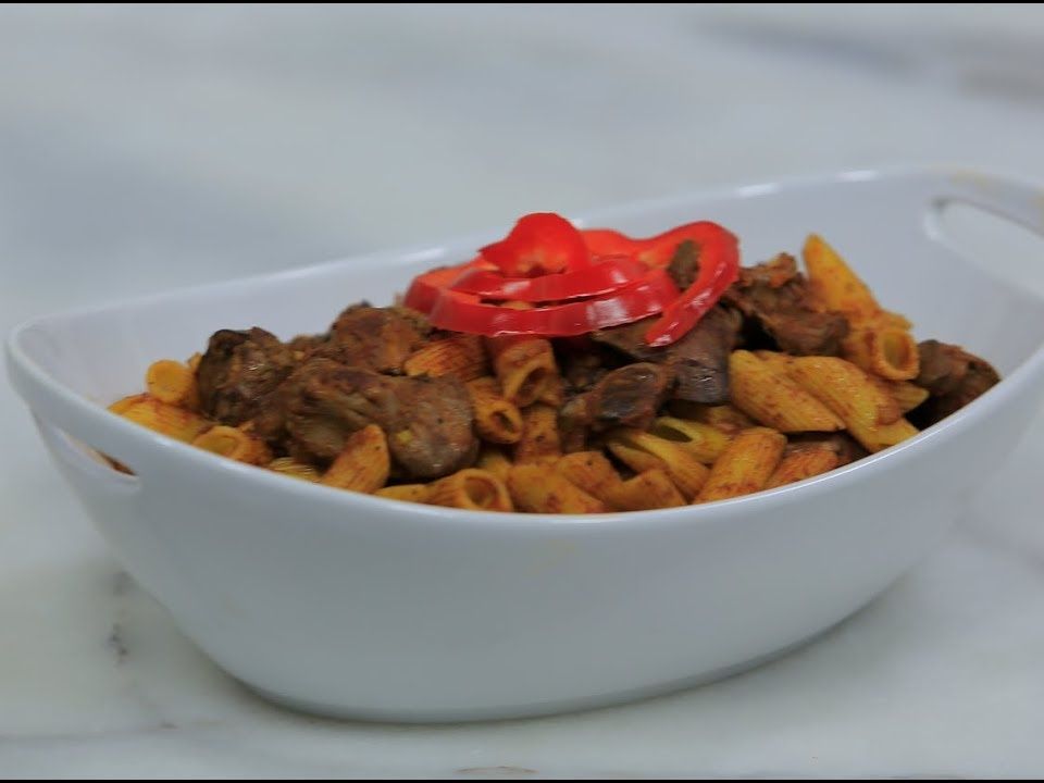 Pasta with liver and gizzard sauce