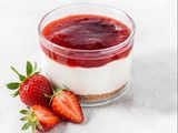 Strawberry cheesecake - 390 calories