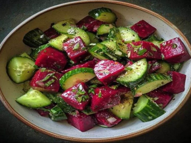 Green Salad With Beetroot