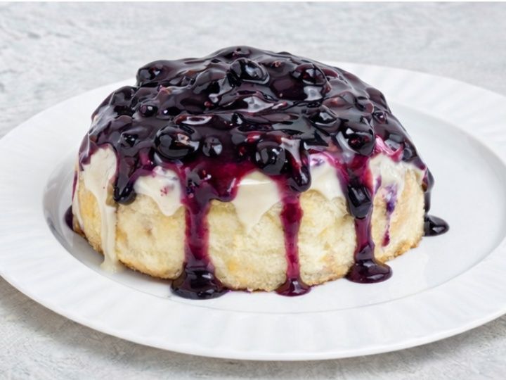 Cinnabon White Chocolate & Blueberry