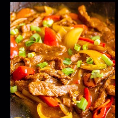 B09- Curry Beef on Sizzling Hot Plate