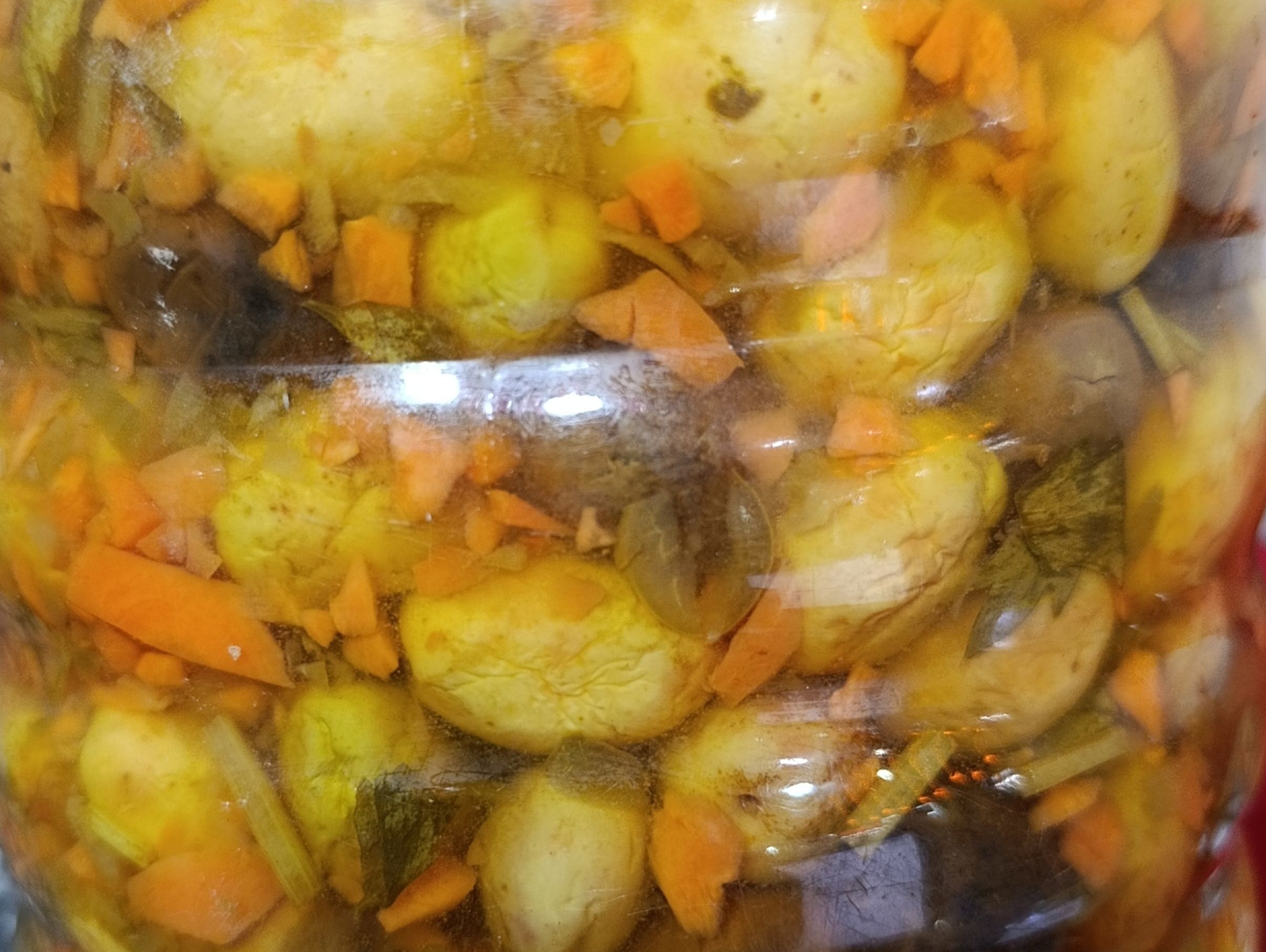 Green pickled olives