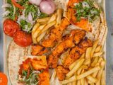 One kilo of shish tawook