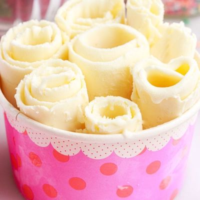 peach ice cream rolls ( 3 rolls)