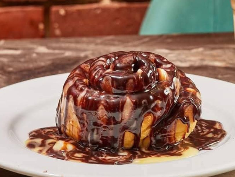Chocolate cinnamon roll