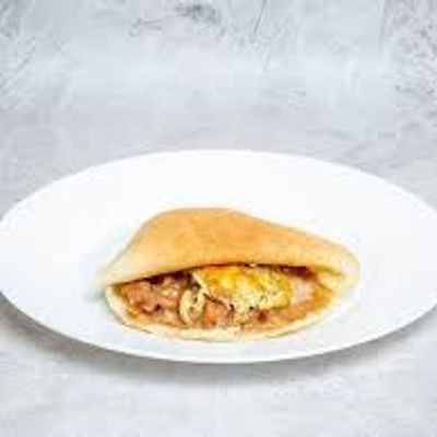 Foul Sandwich with Egg