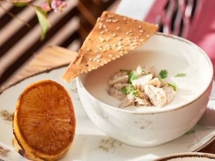 Chicken Soup Whit Cream