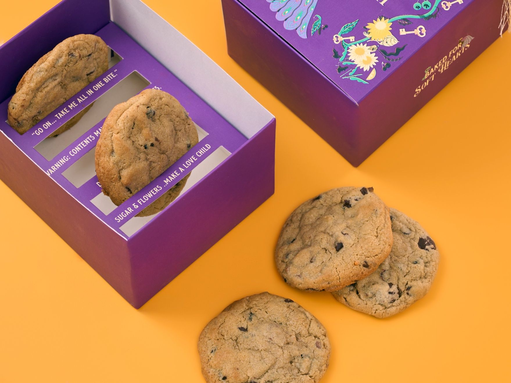 Double Chocolate Chips Cookies Box 5 Pieces
