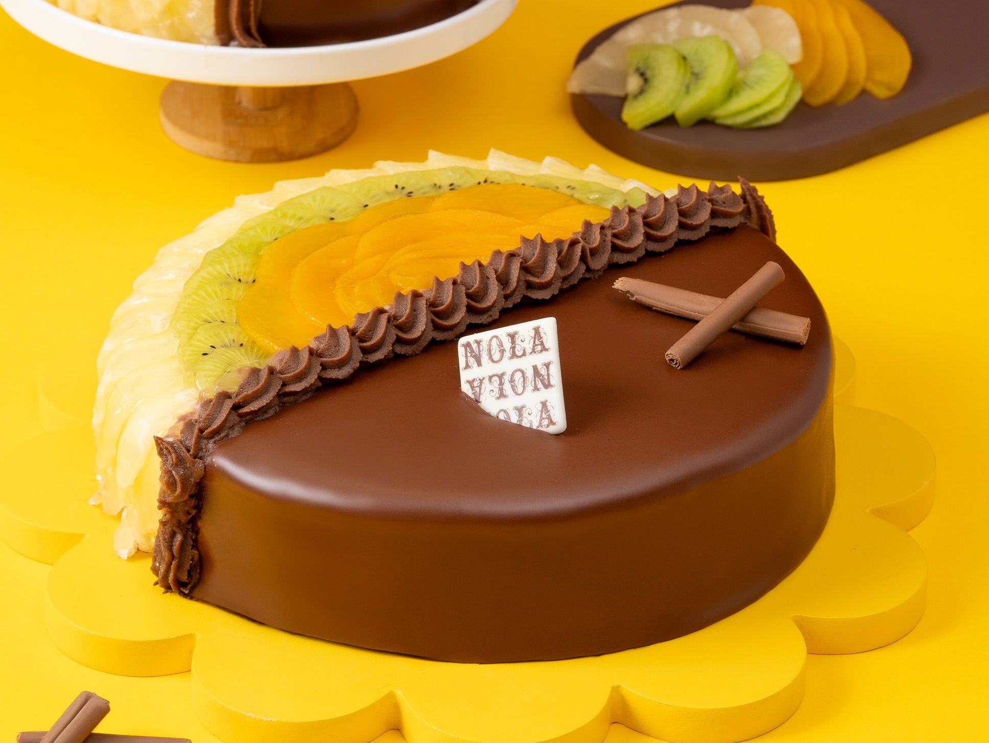 Nos & Nos Fruit Cake