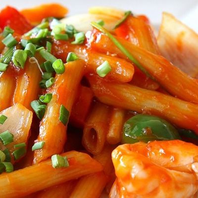Penne pasta with shrimp in red sauce