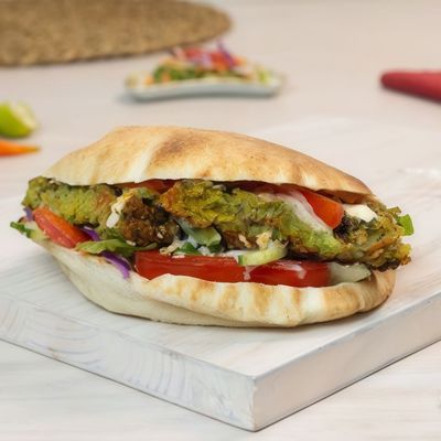Ein Alkatakut Taamia Sandwich