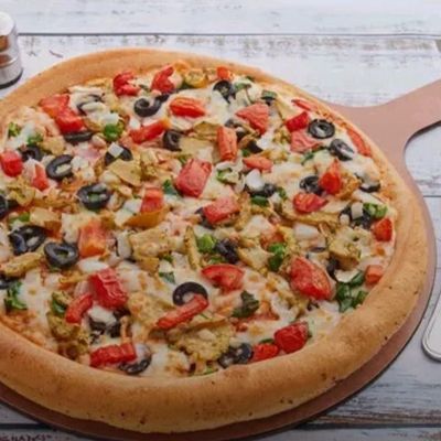 Vegetable pizza