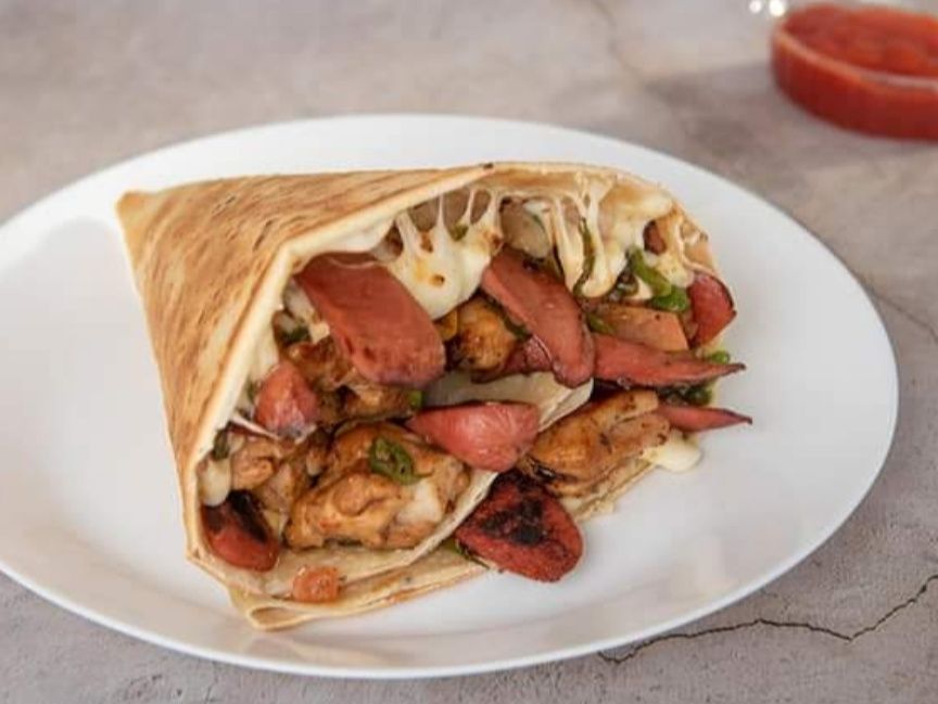 Strips crepe with sausage