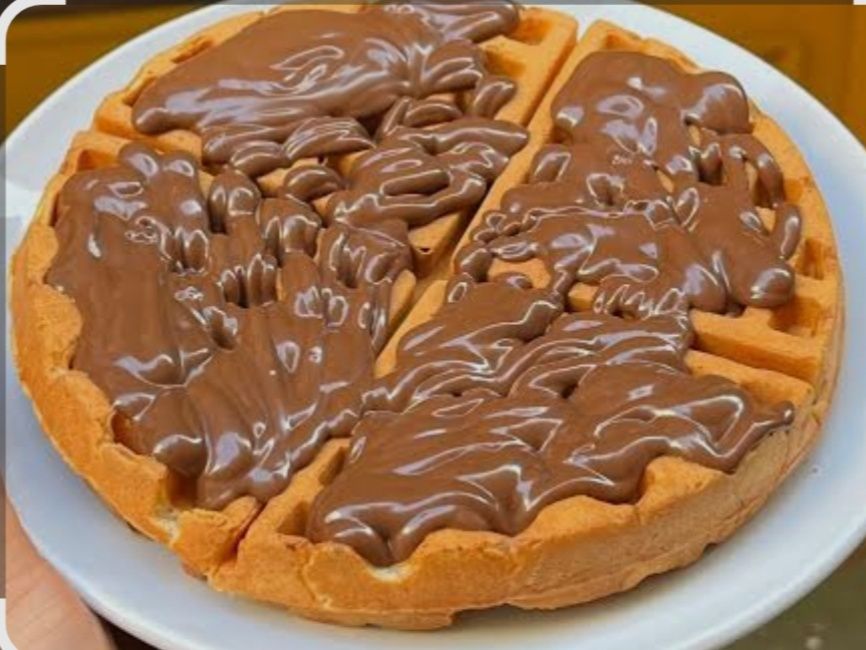 Nutella Mix Waffle with Apple