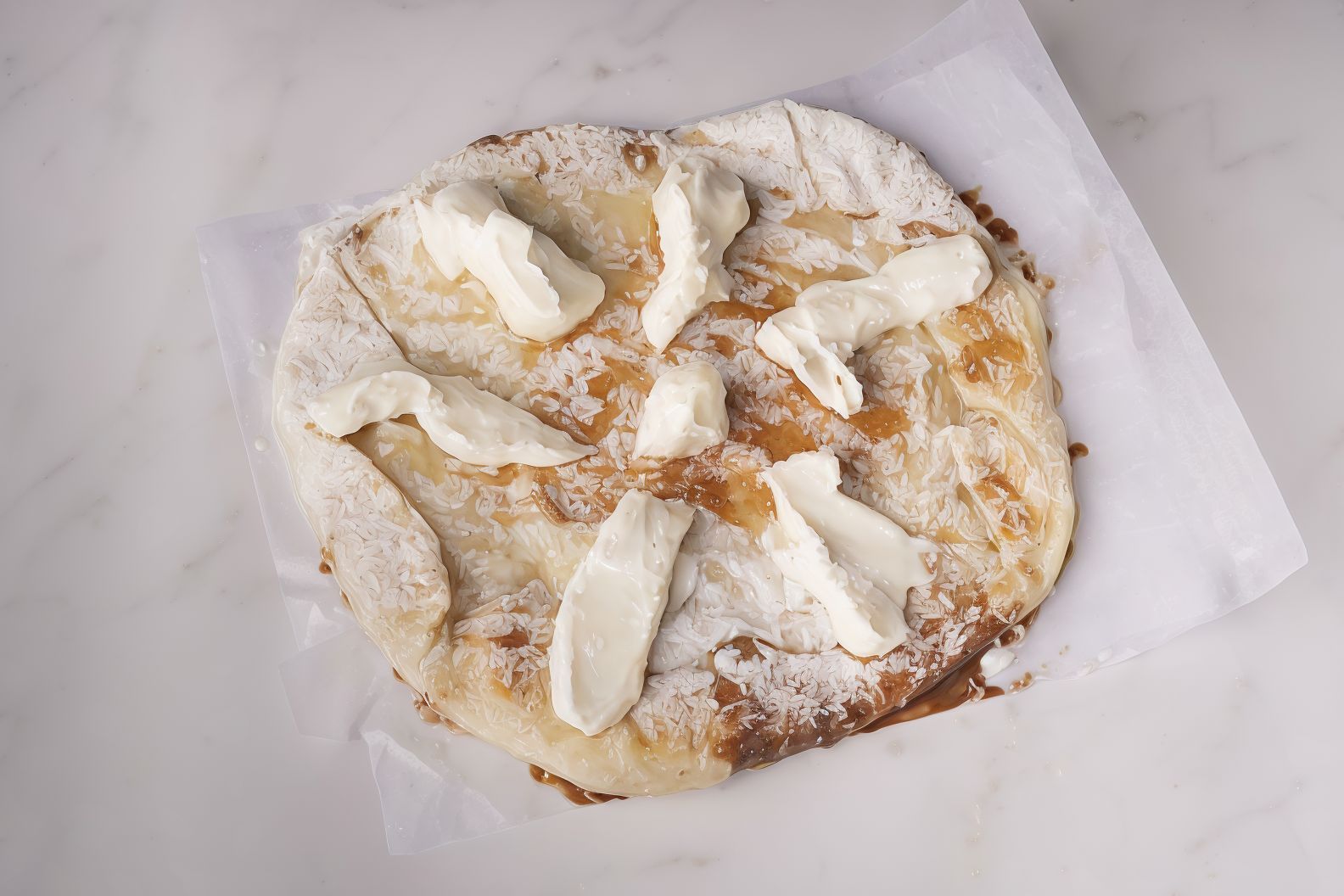 Basbousa Pie With Qeshta And Honey