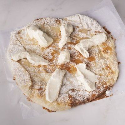 Basbousa with cream and honey
