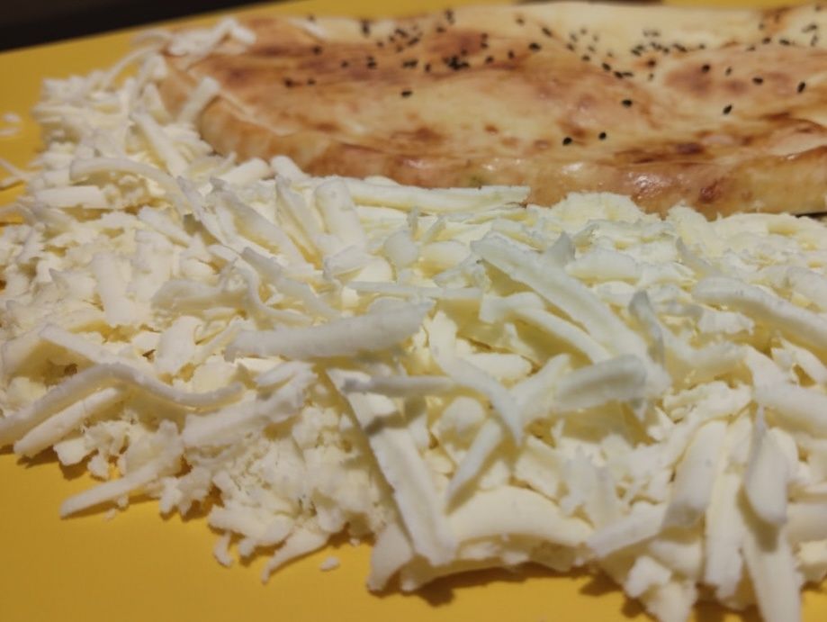 Akawi with Kashkaval