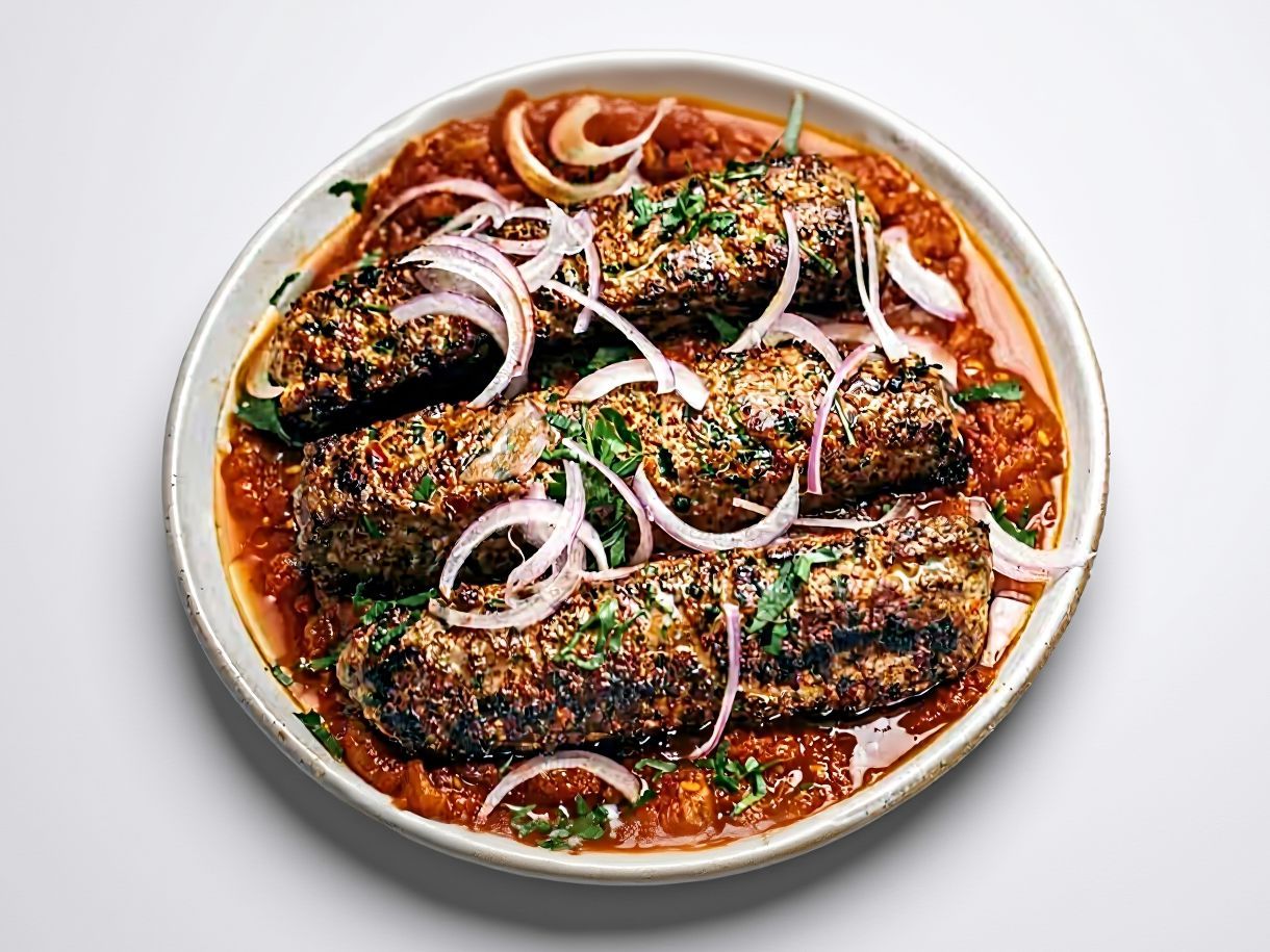 Kofta With Tomato Sauce Tray