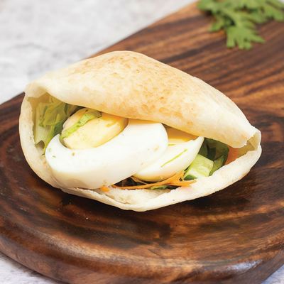 Chipsy with Boiled Egg Sandwich