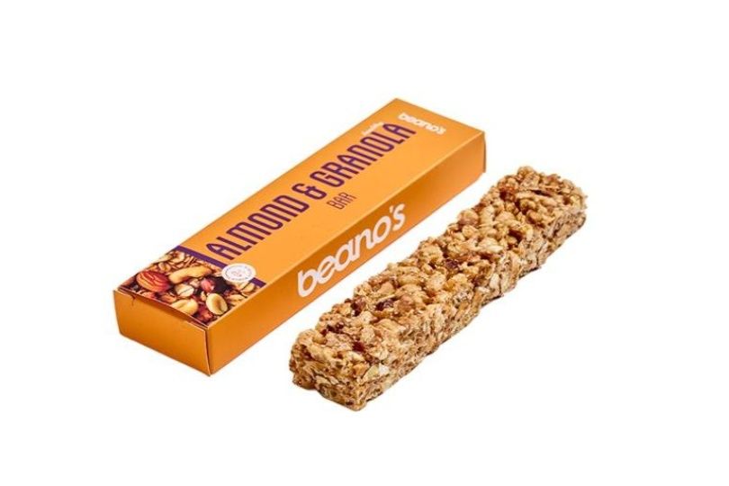 Almond & Granola bar