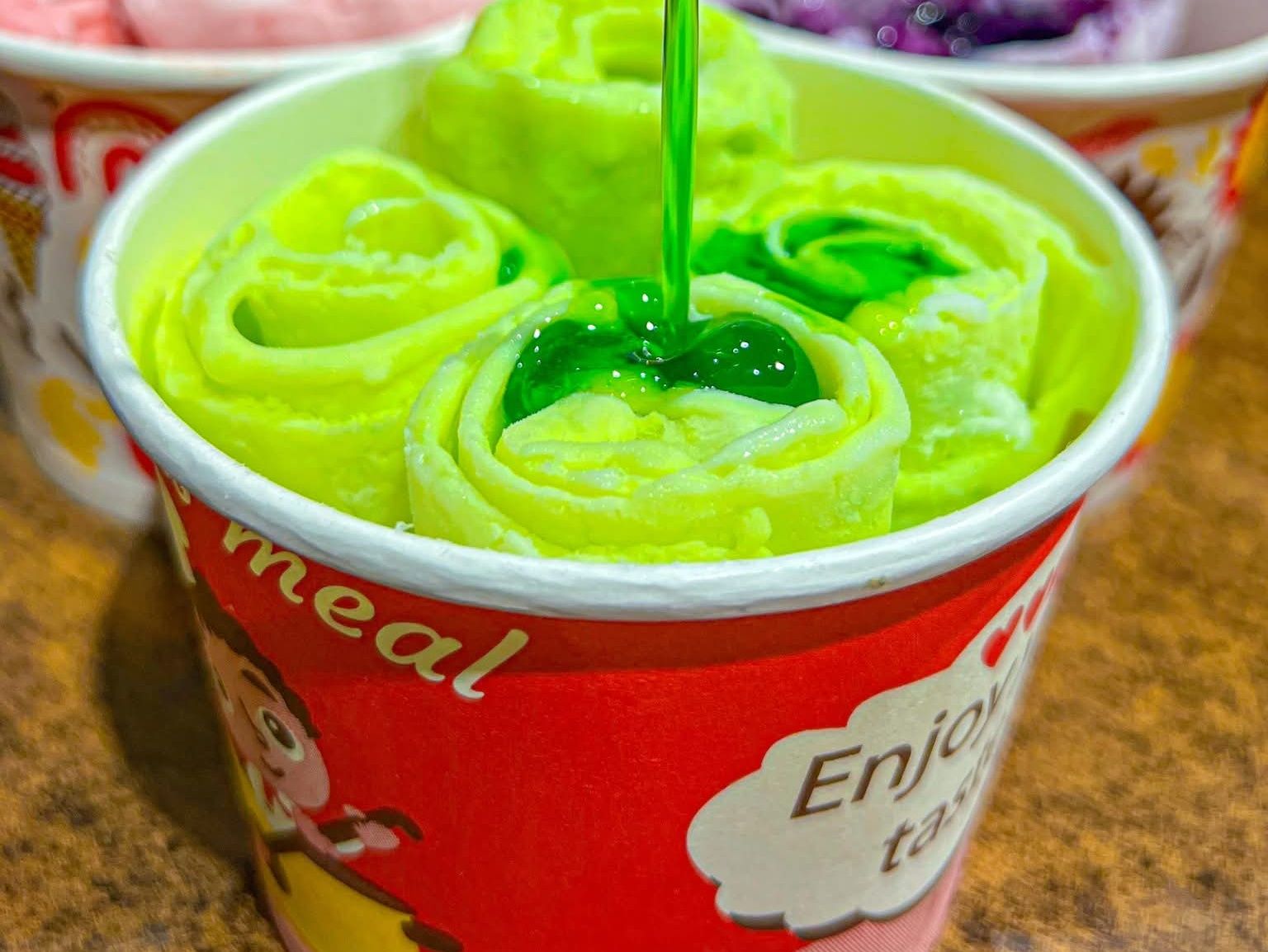 kiwi ice cream rolls ( 3 rolls)