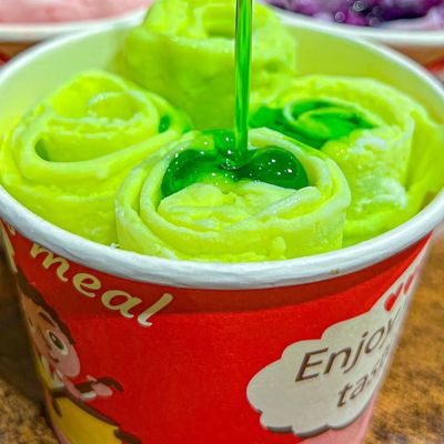 kiwi ice cream rolls ( 3 rolls)