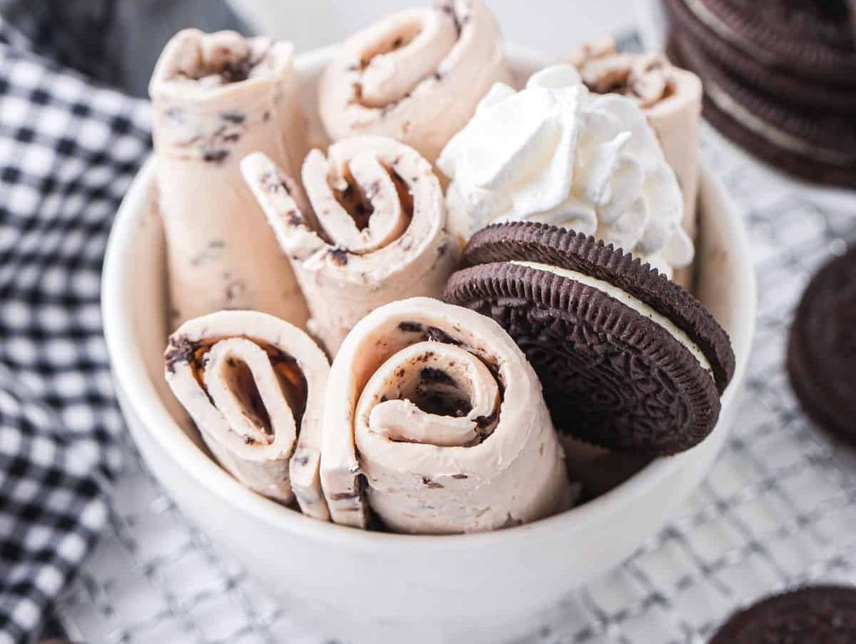 Oreo Ice Cream Rolls (3 Rolls)