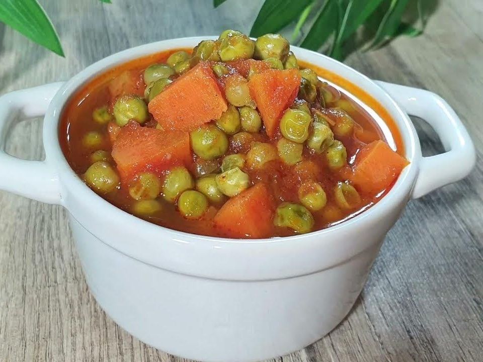 A box of peas and carrots