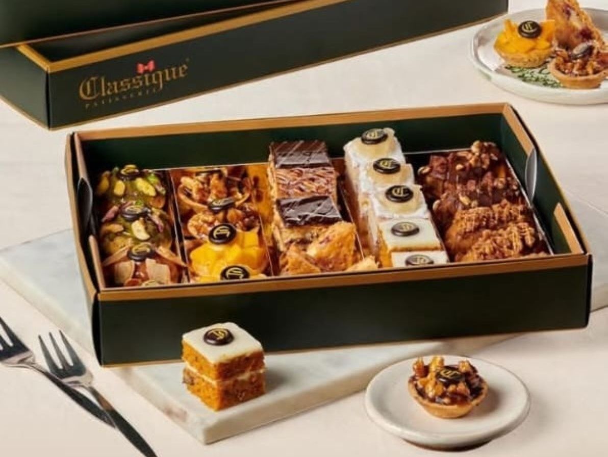Gateaux Soiree - Medium Box