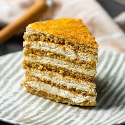 Honey Cake Piece