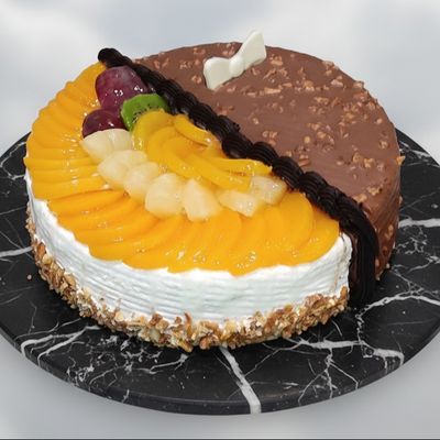 Half Fruits & Half Notcha Chocolate Cake 25Cm