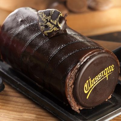 Nutella Chocolate Swiss Roll